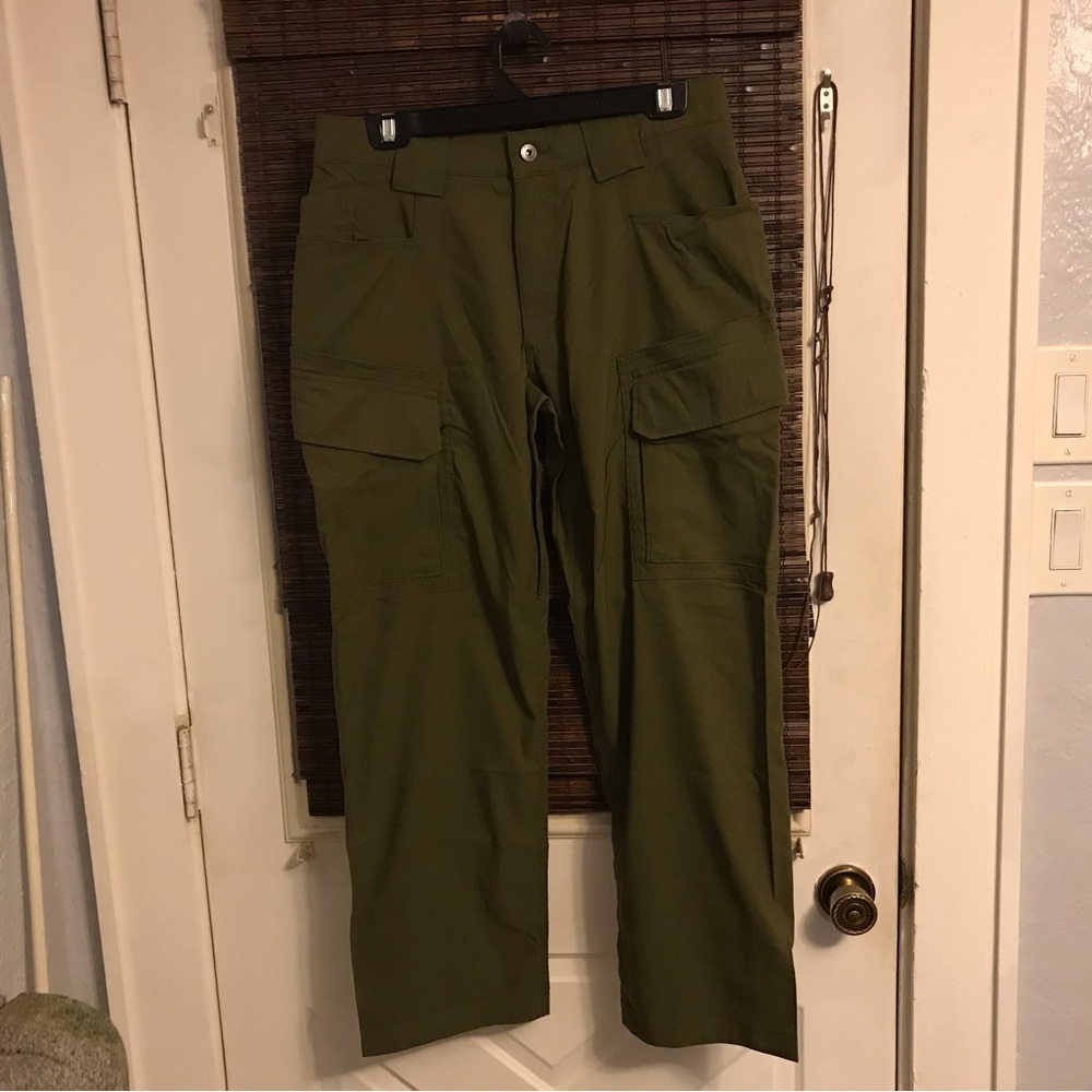 NWT Men's DuluthFlex Dry on the Fly Relaxed Fit Cargo Pants